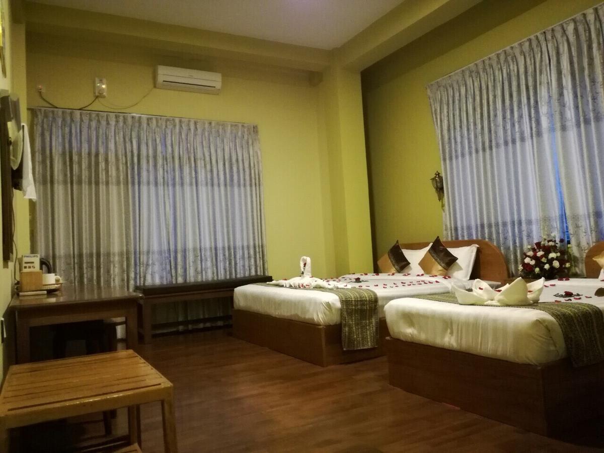 Gold Star Hotel Nyaung Shwe Ngoại thất bức ảnh