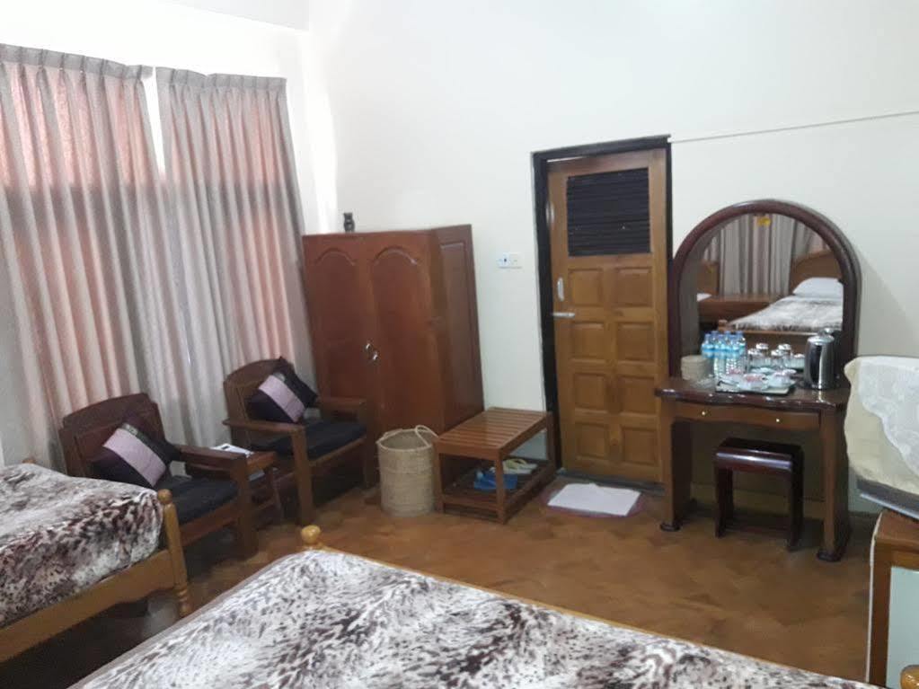Gold Star Hotel Nyaung Shwe Ngoại thất bức ảnh